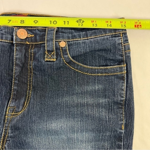 Jones Wear Jeans Women’s Blue Jean Capris Sz 8 Distressed Medium Wash Pockets - Picture 7 of 12